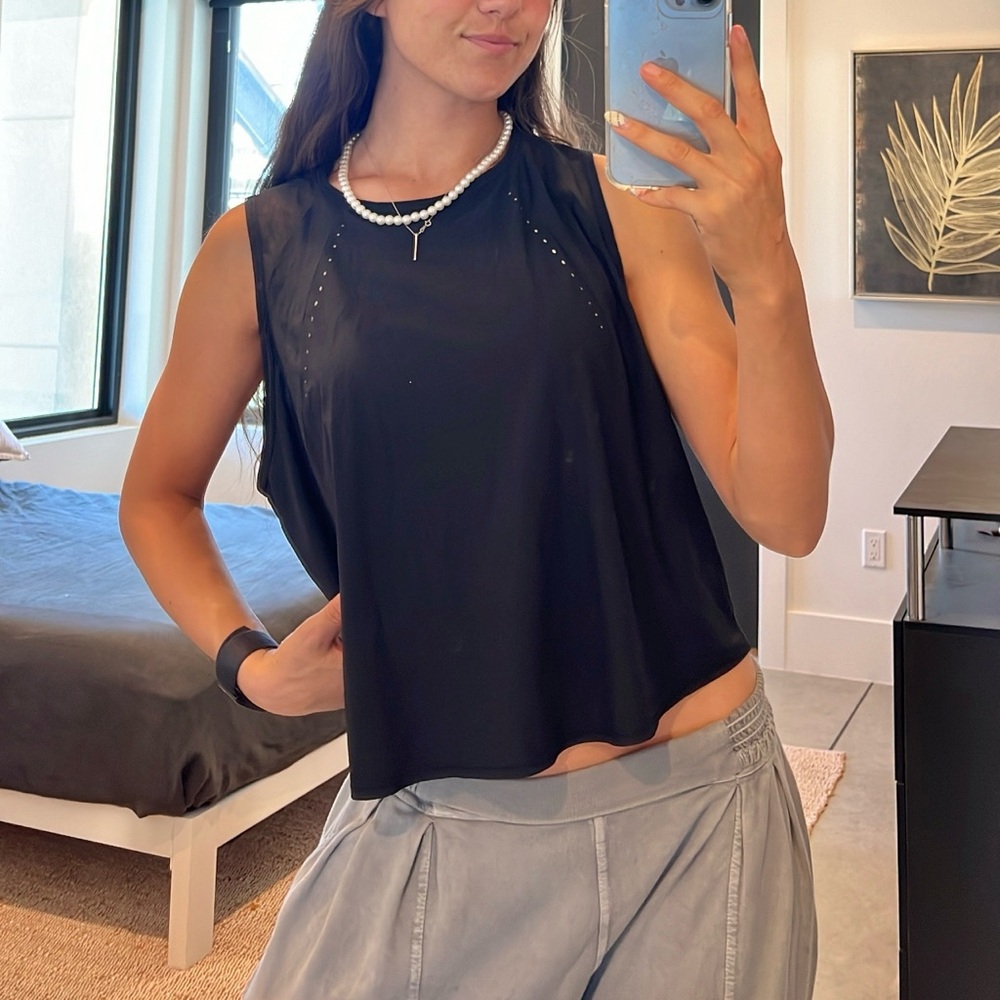 Lululemon Athletica Black Sleeveless Muscle Tee Relaxed Fit